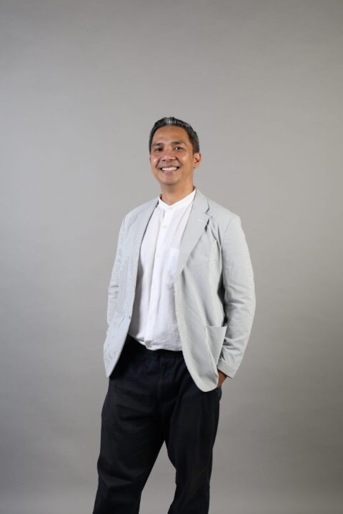 Tasyrif Adnan, Dipl. Ds. (FH), M.D